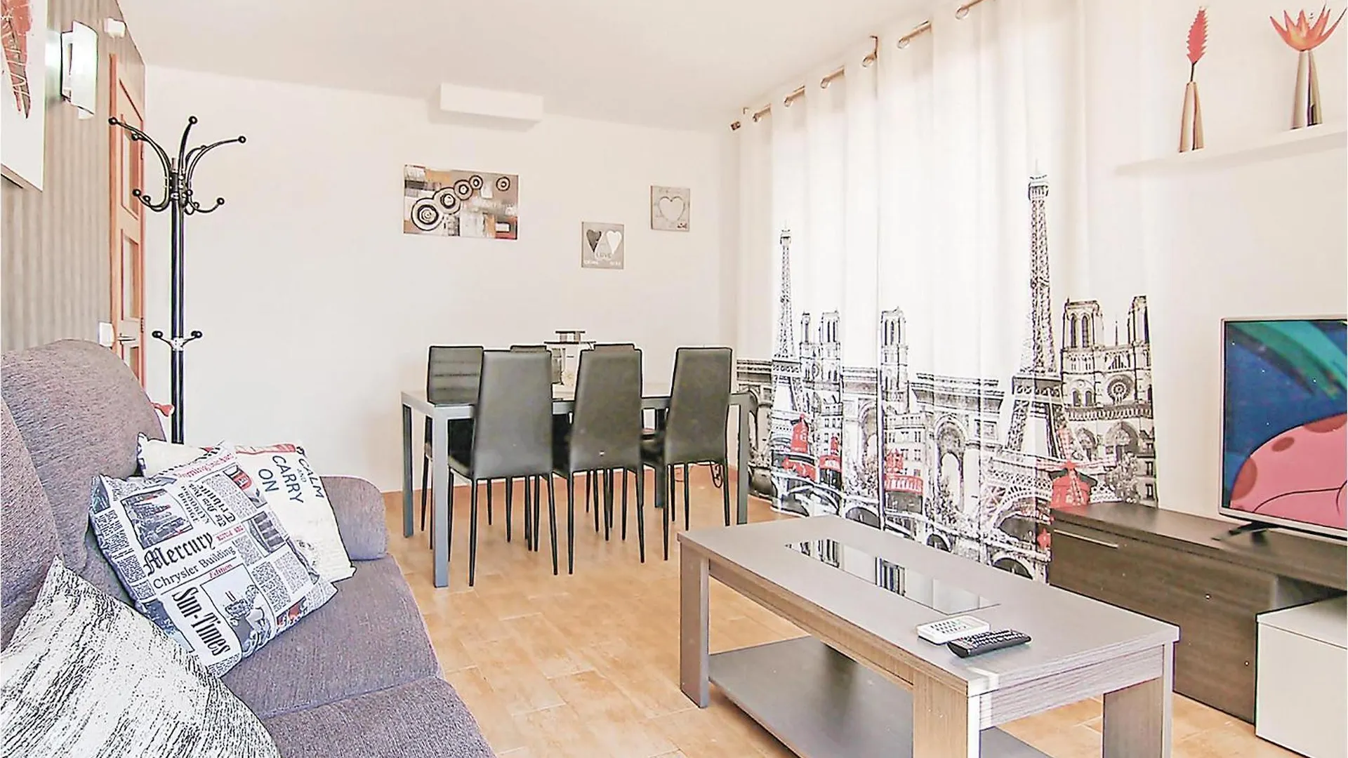 3 Bedroom Cozy Apartment In Malgrat De Mar 0*,