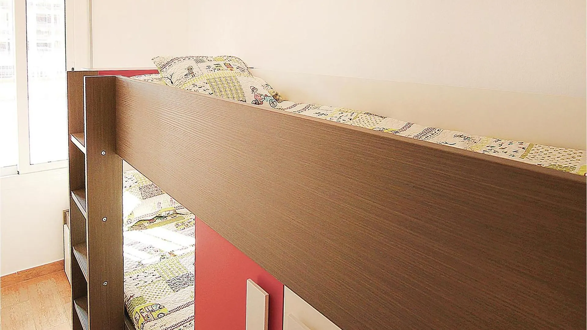 3 Bedroom Cozy Apartment In Malgrat De Mar